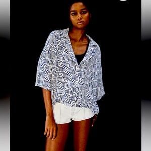 NWT Swirl Pattern Blouse